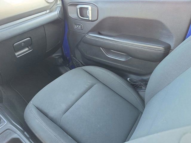 Used 2018 Jeep Wrangler Unlimited Sahara image 22