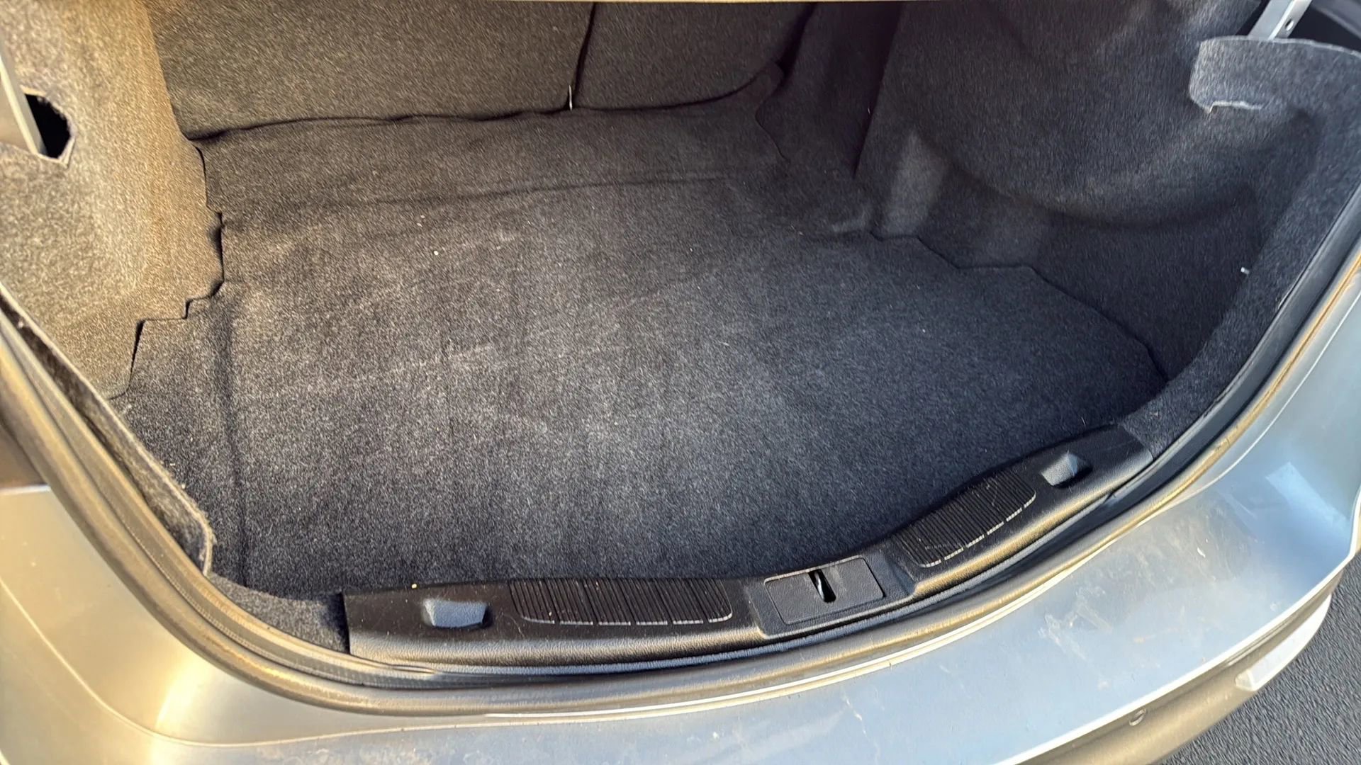 Used 2020 Ford Fusion SE image 22