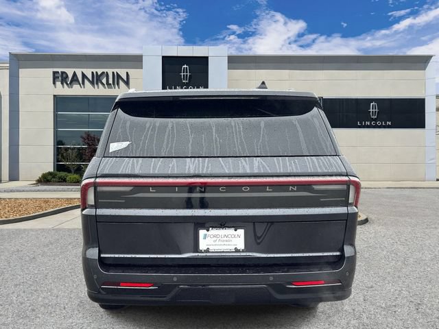 New 2026 Lincoln Navigator L Premier AWD/4WD image 6
