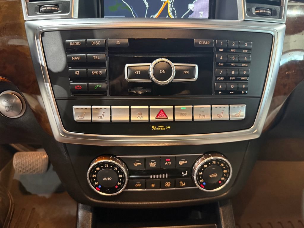 Used 2015 Mercedes-Benz GL 450 4MATIC image 37