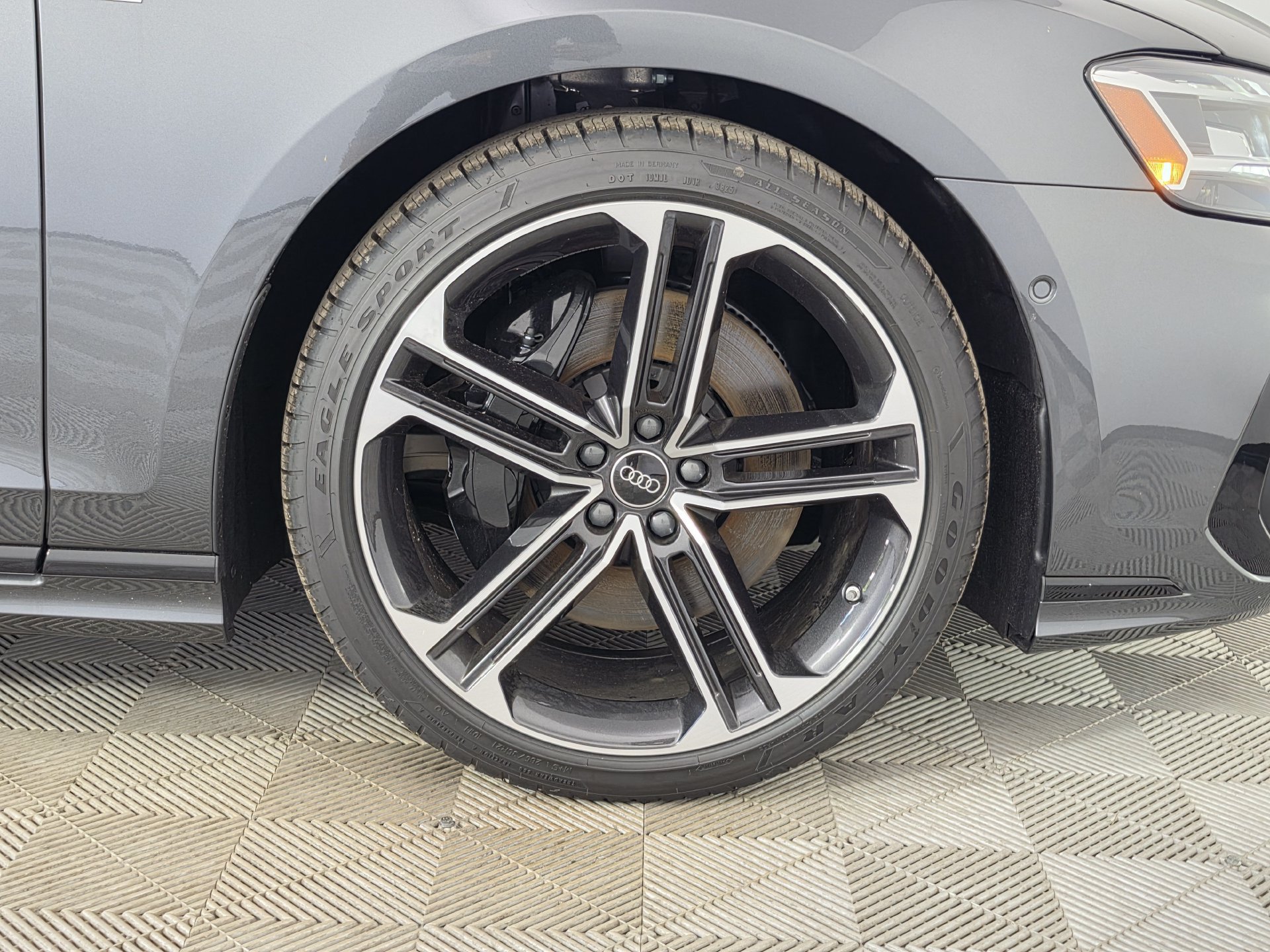 New 2026 Audi A8 L 3.0T AWD/4WD image 8