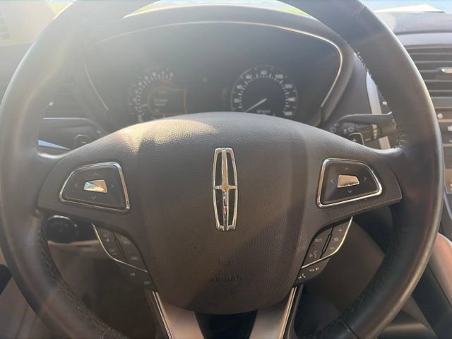 Used 2016 Lincoln MKC Select w/ Select Plus Package FWD image 19