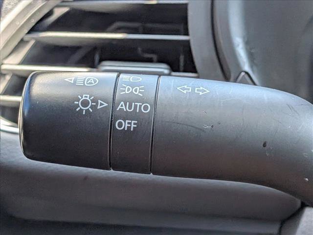 Used 2024 MAZDA MAZDA3 s FWD image 9