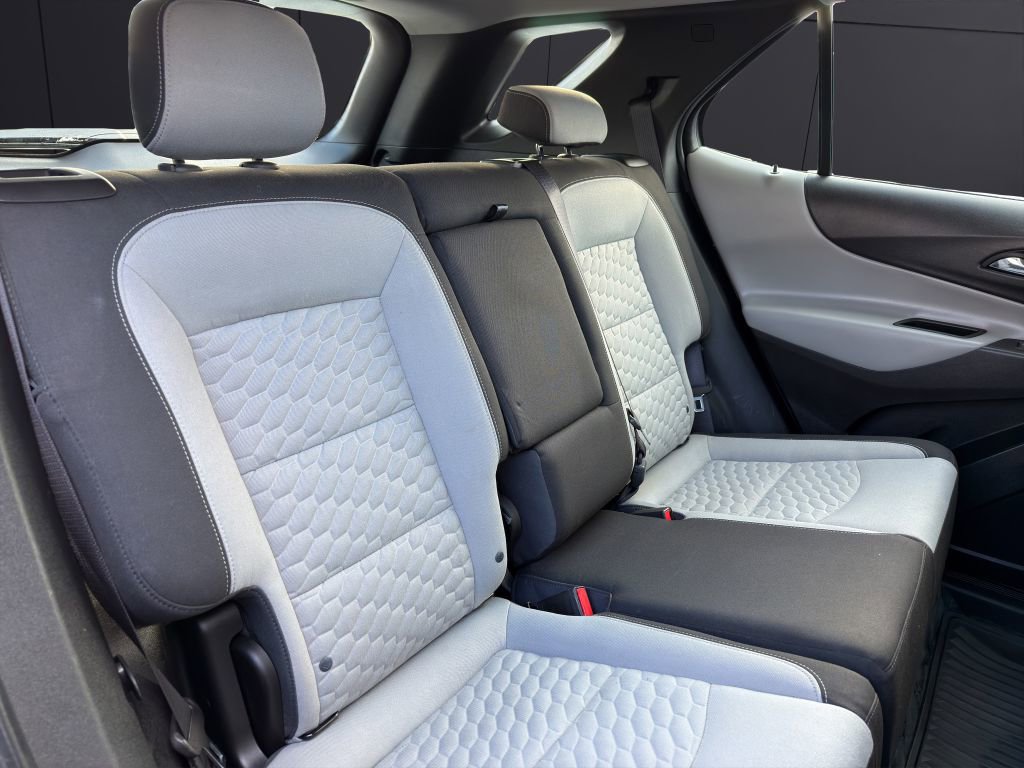 Used 2018 Chevrolet Equinox LS image 19