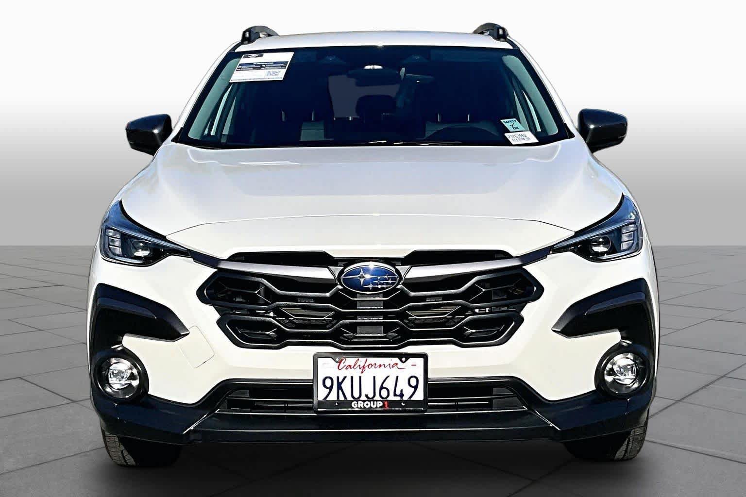 Used 2024 Subaru Crosstrek 2.5i Limited w/ Crosstrek Mirror Package AWD/4WD image 3