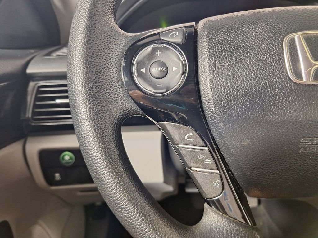 Used 2017 Honda Accord LX image 16