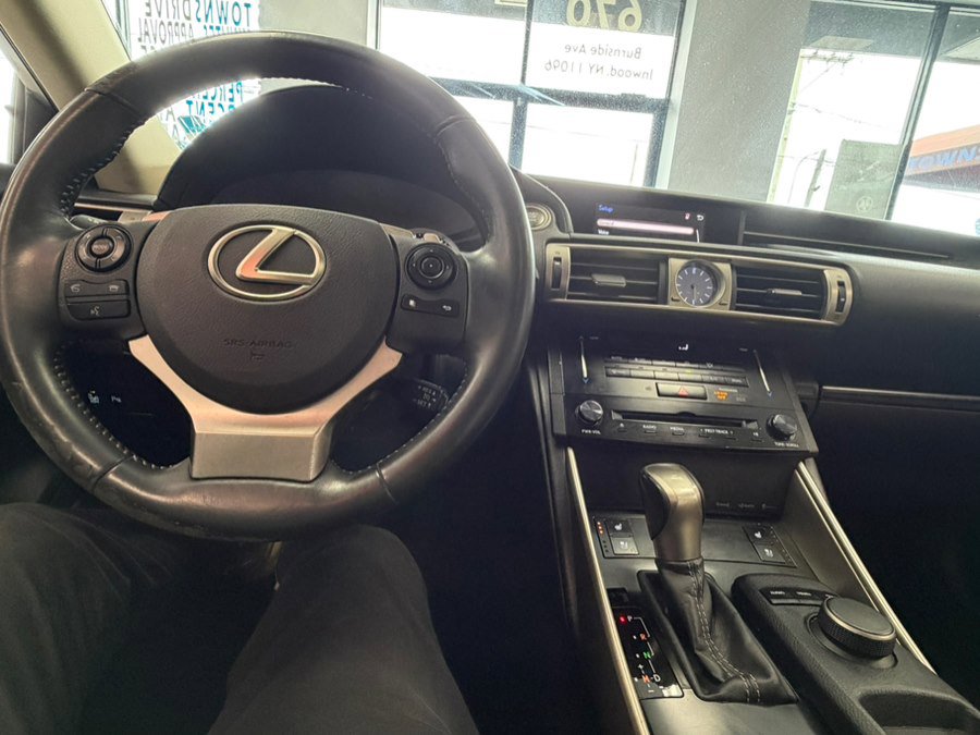 Used 2014 Lexus IS 250 w/ Premium Package RWD image 55