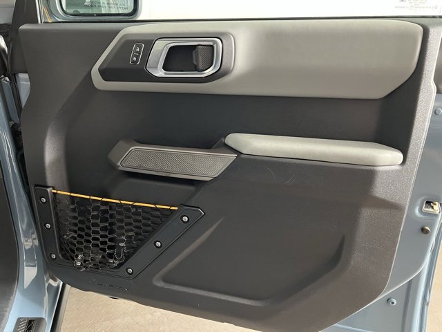 Used 2023 Ford Bronco Badlands image 11