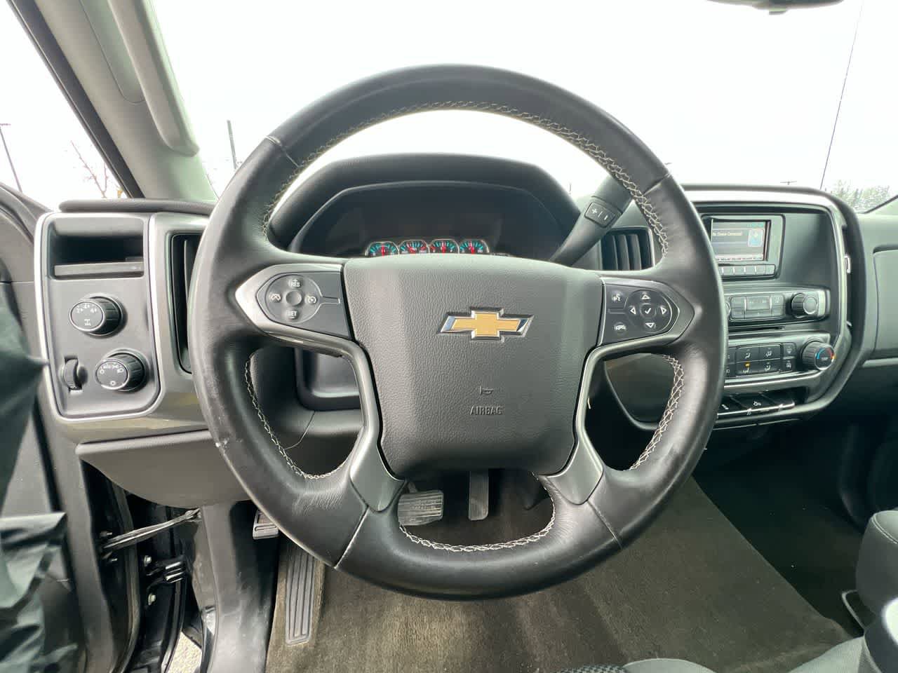 Used 2015 Chevrolet Silverado 2500 LT AWD/4WD image 14