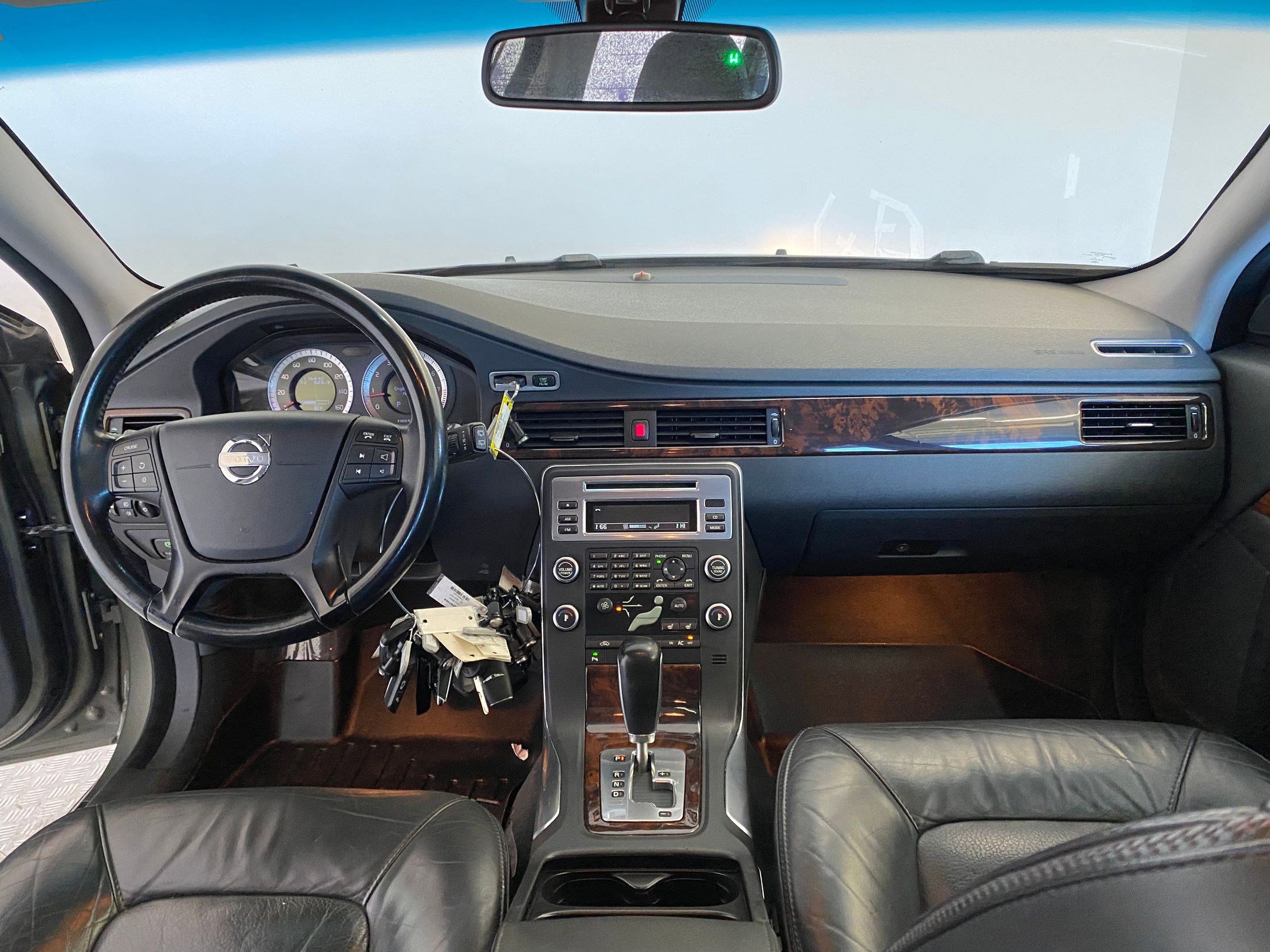 Used 2011 Volvo XC70 3.2 image 15