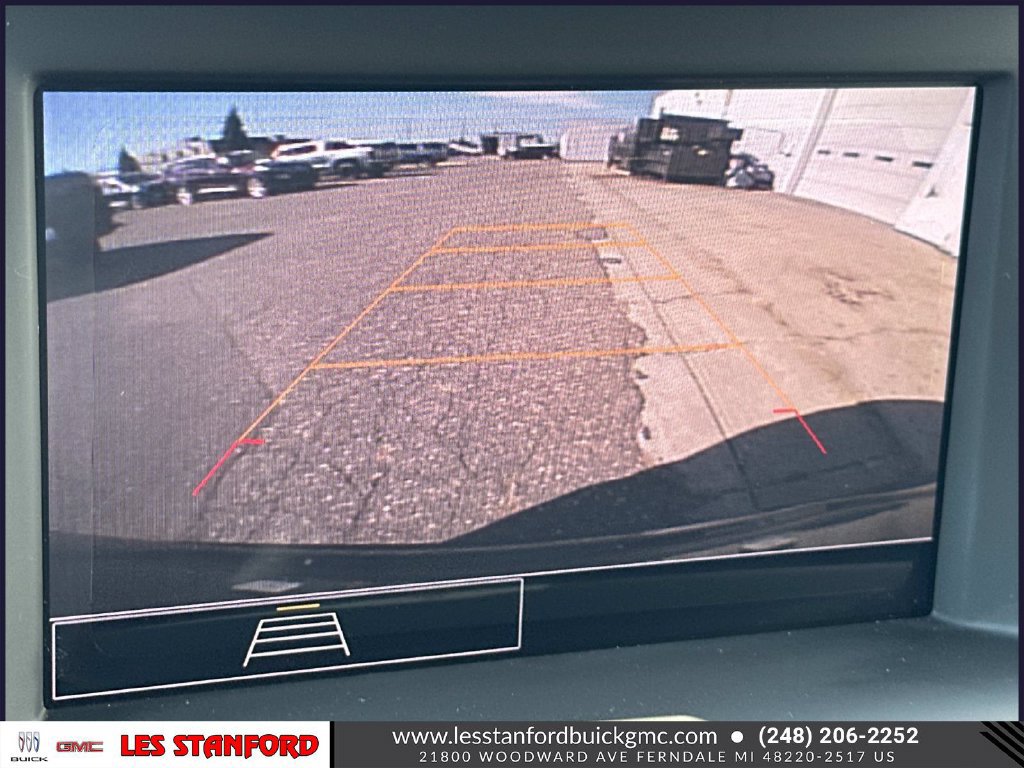 Used 2023 GMC Terrain SLE AWD/4WD image 29