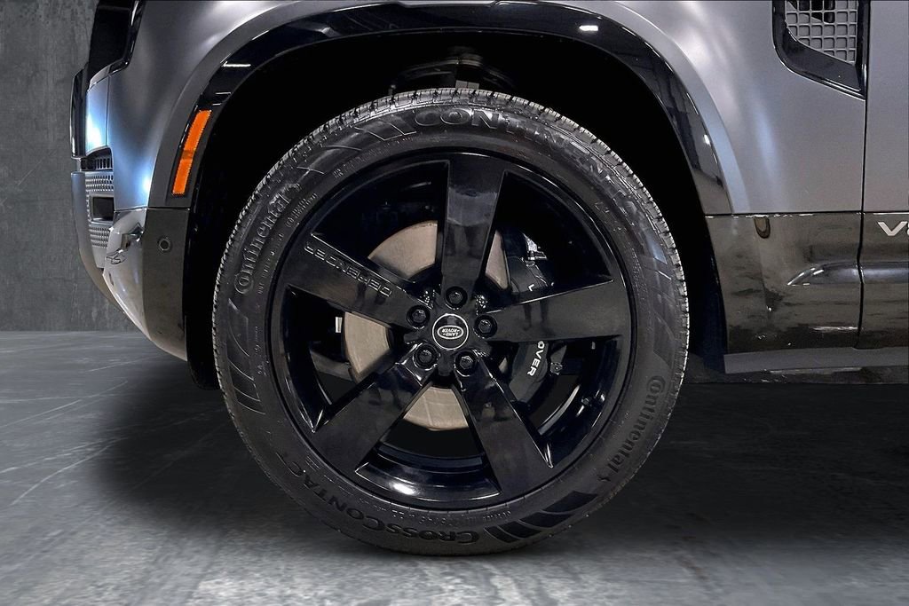 Used 2024 Land Rover Defender 110 Carpathian Edition AWD/4WD image 34