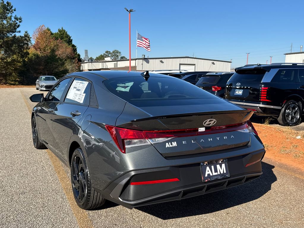 New 2026 Hyundai Elantra Sport image 3