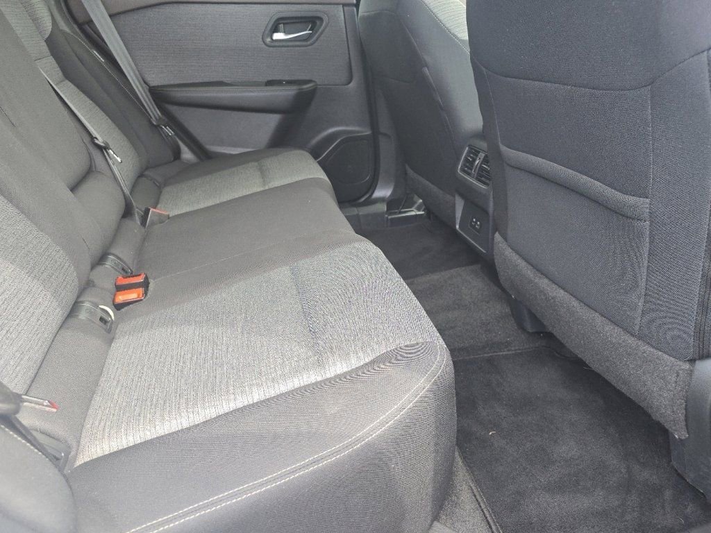 Certified 2023 Nissan Rogue SV AWD/4WD image 23