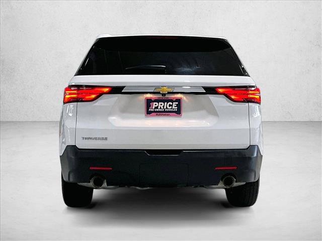 Used 2023 Chevrolet Traverse LS FWD image 4