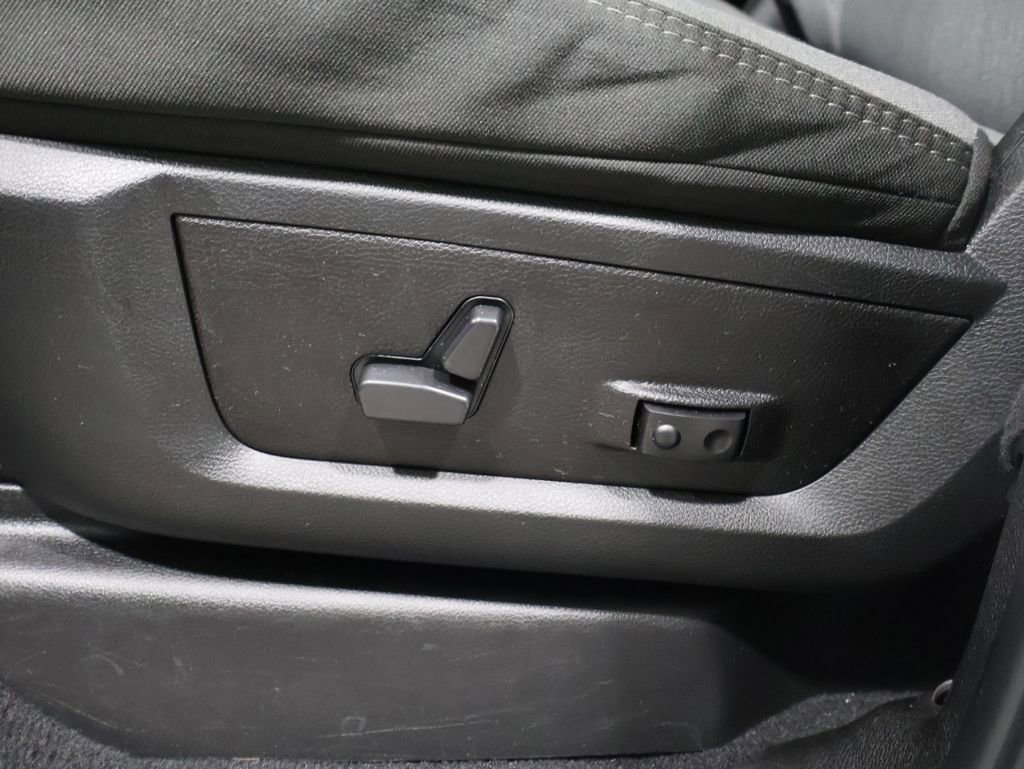 Used 2024 RAM 2500 Big Horn image 11