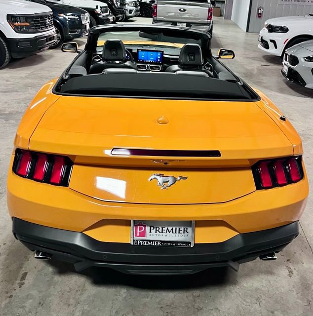 Used 2026 Ford Mustang Premium RWD image 10