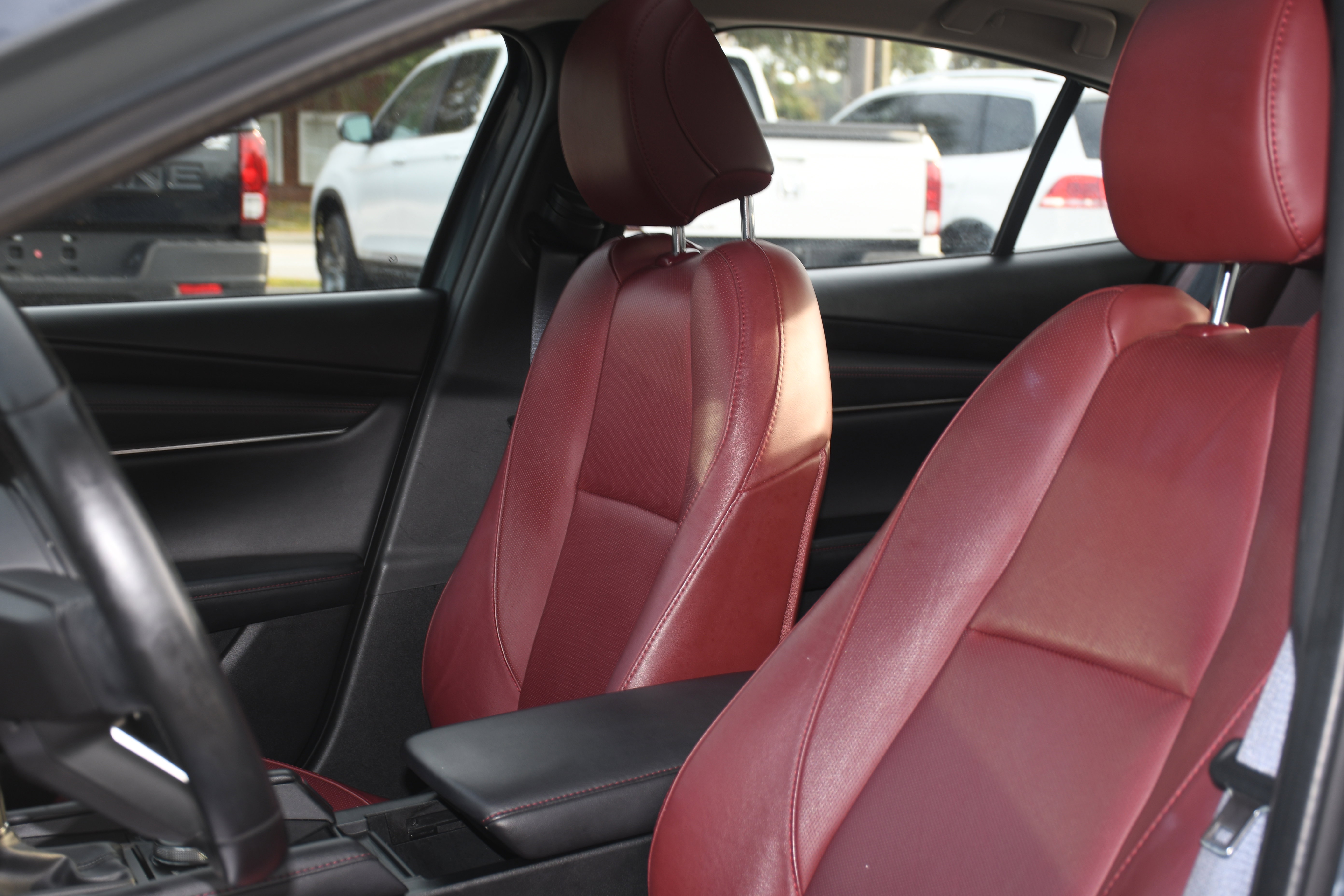 Used 2024 MAZDA MAZDA3 s image 12