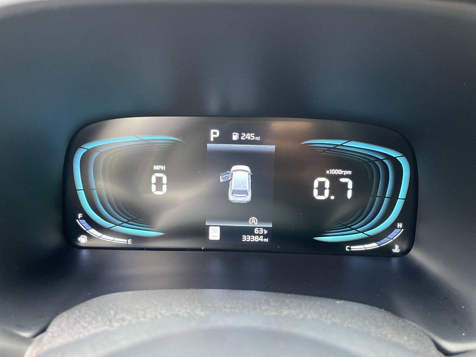 Used 2025 Kia Soul LX w/ LX Technology Package FWD image 38