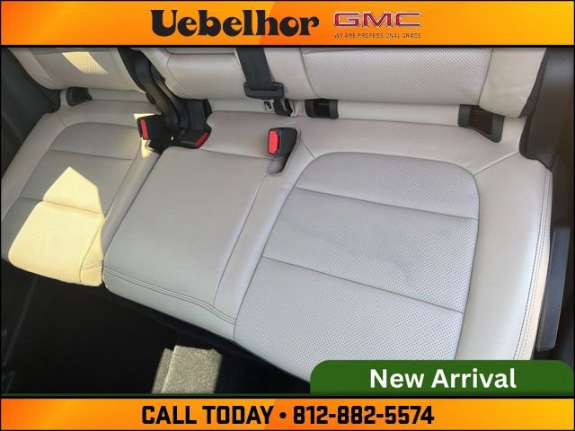 Used 2020 Ford Escape Titanium AWD/4WD image 18