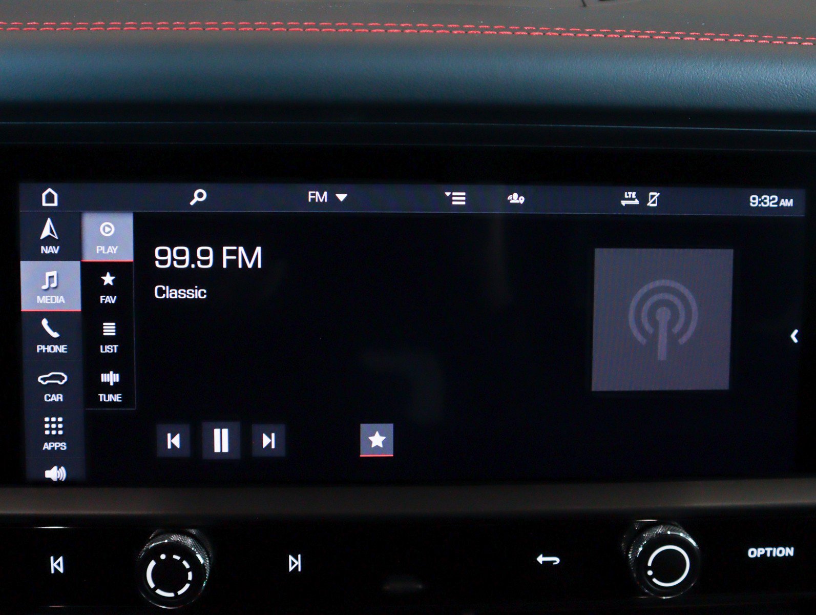 Used 2026 Porsche Macan GTS image 19