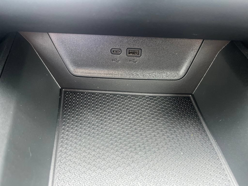 New 2027 Chevrolet Equinox LT FWD image 24