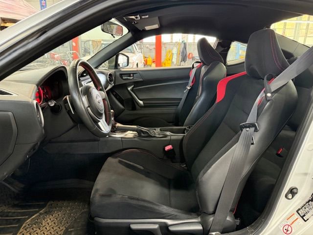 Used 2013 Scion FR-S RWD image 10