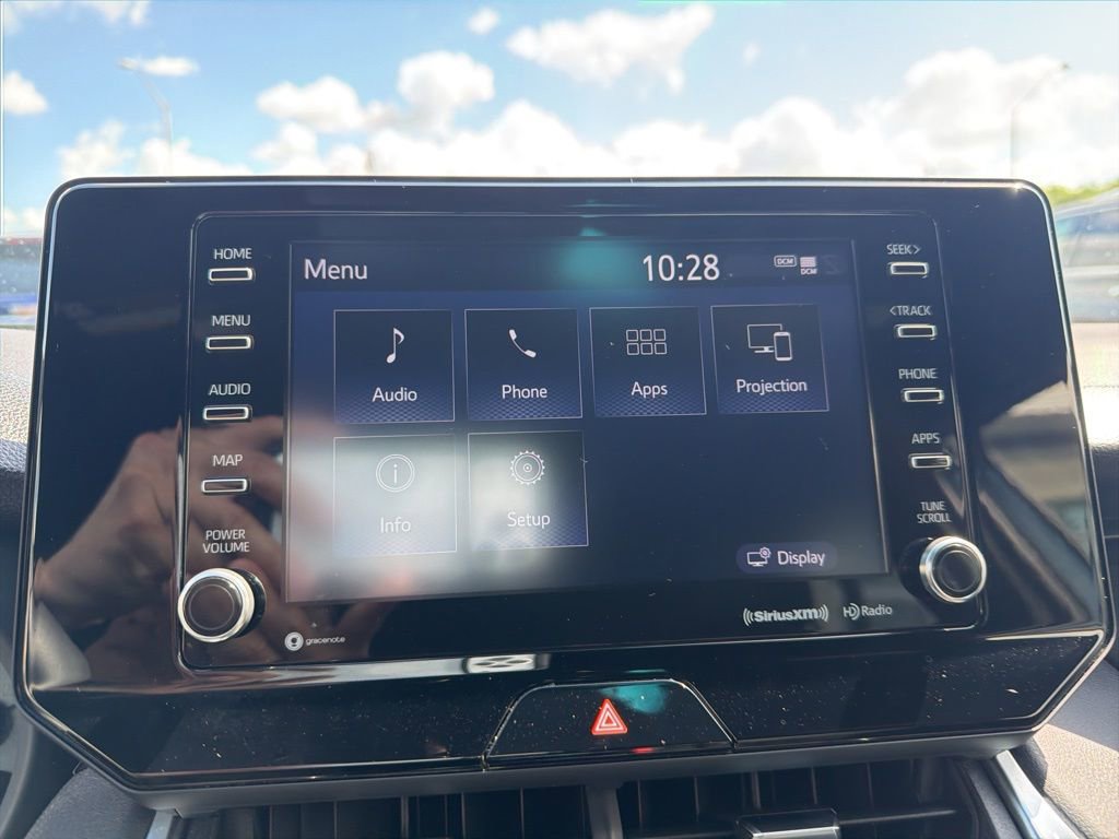 Used 2021 Toyota Venza XLE w/ Softex Package image 2