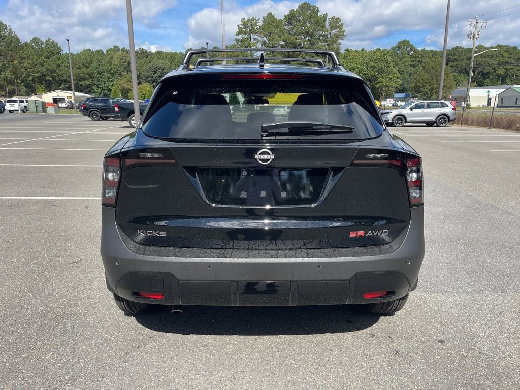 New 2026 Nissan Kicks SR w/ Cold Weather Package AWD/4WD image 5
