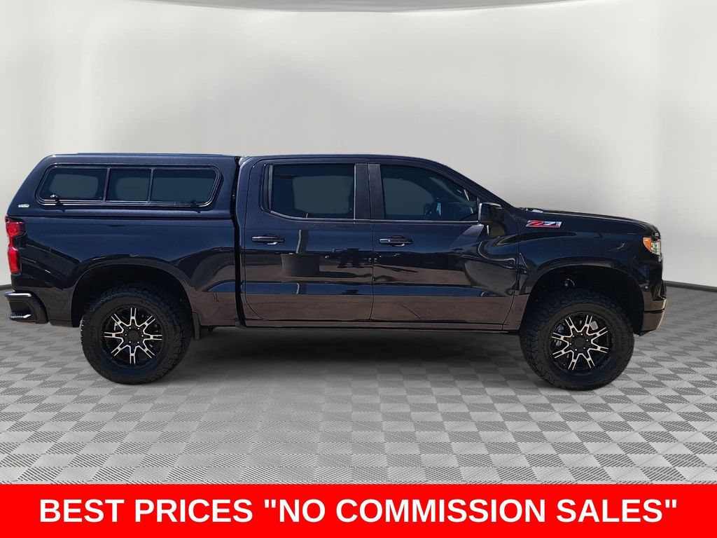 Used 2022 Chevrolet Silverado 1500 RST AWD/4WD image 2