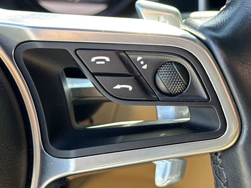 Used 2017 Porsche Macan S image 26