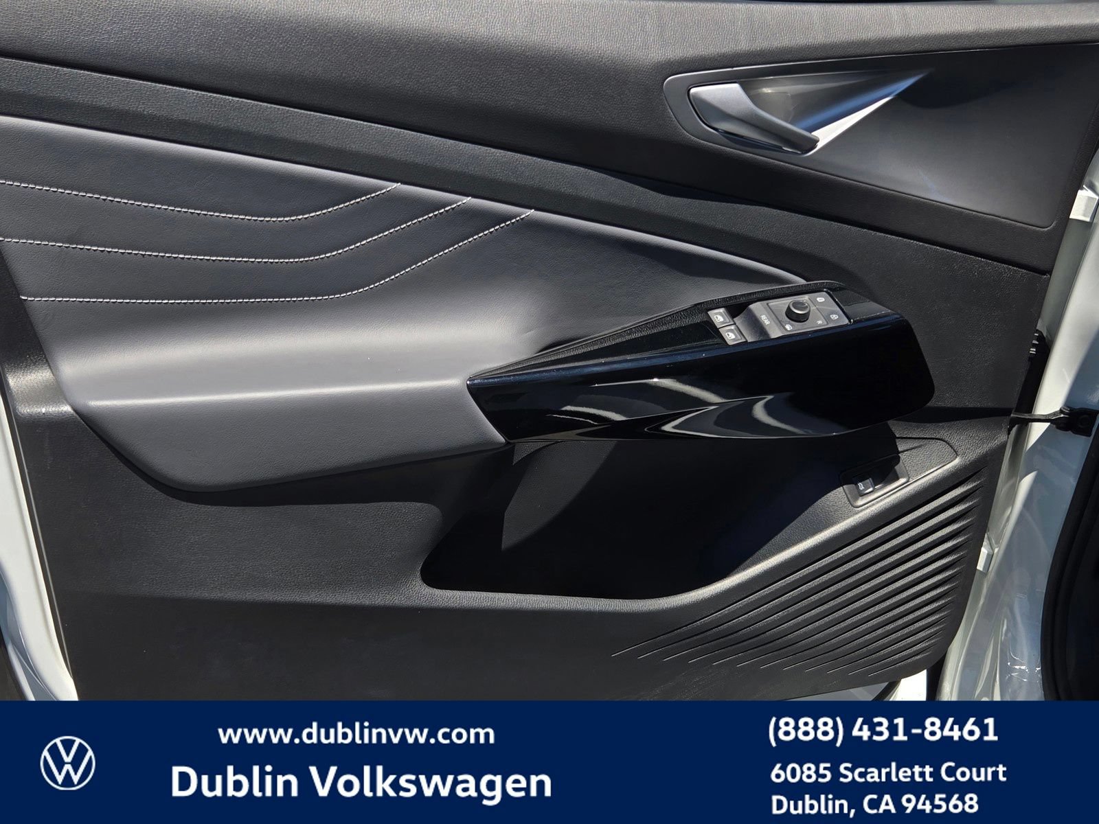 Certified 2023 Volkswagen ID.4 Pro S RWD image 10