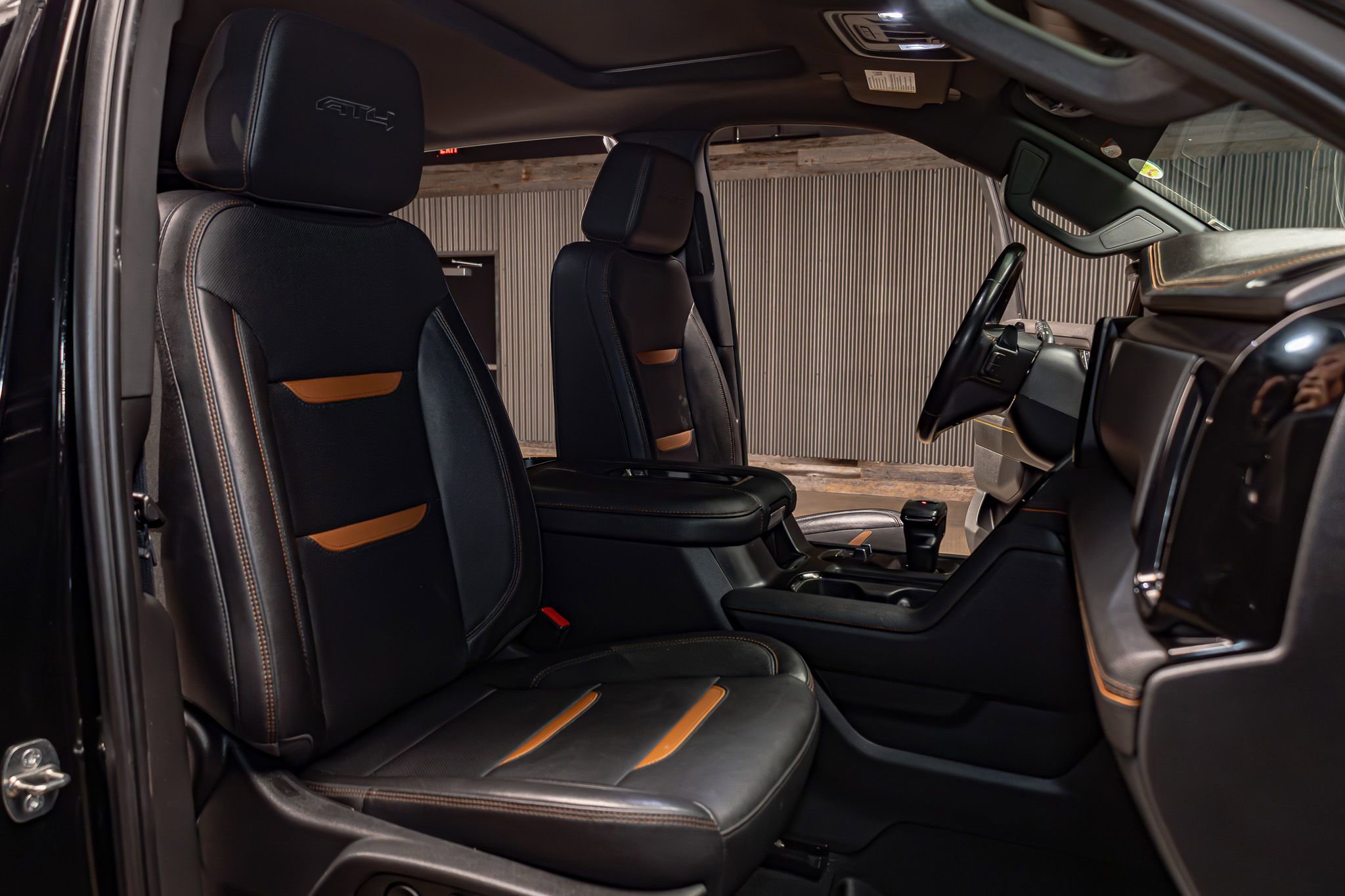 Used 2022 GMC Sierra 1500 AT4 w/ AT4 Premium Package image 27