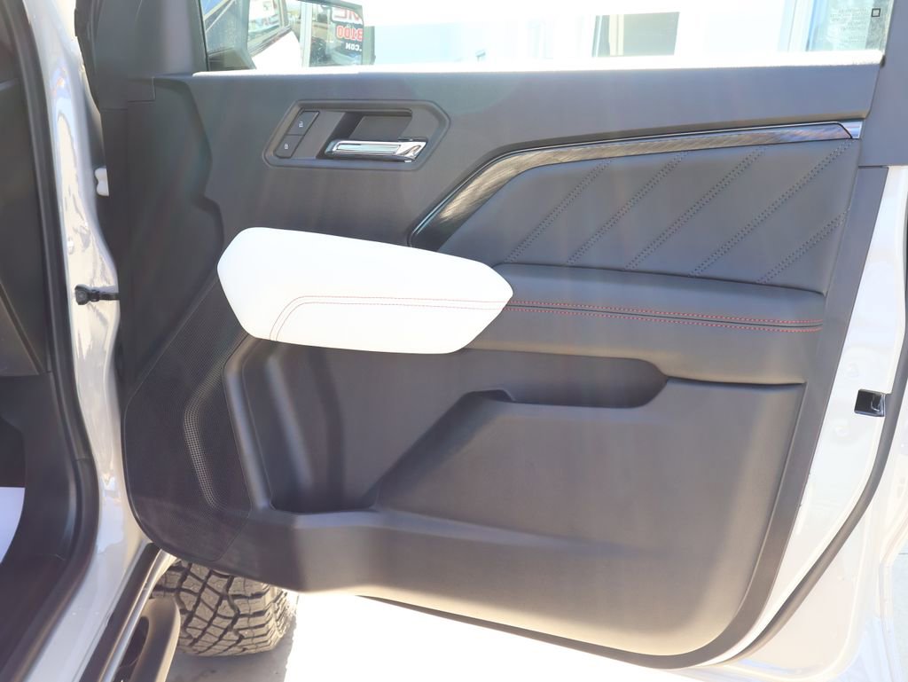 New 2026 GMC Canyon AT4X w/ AT4X AEV Edition image 37