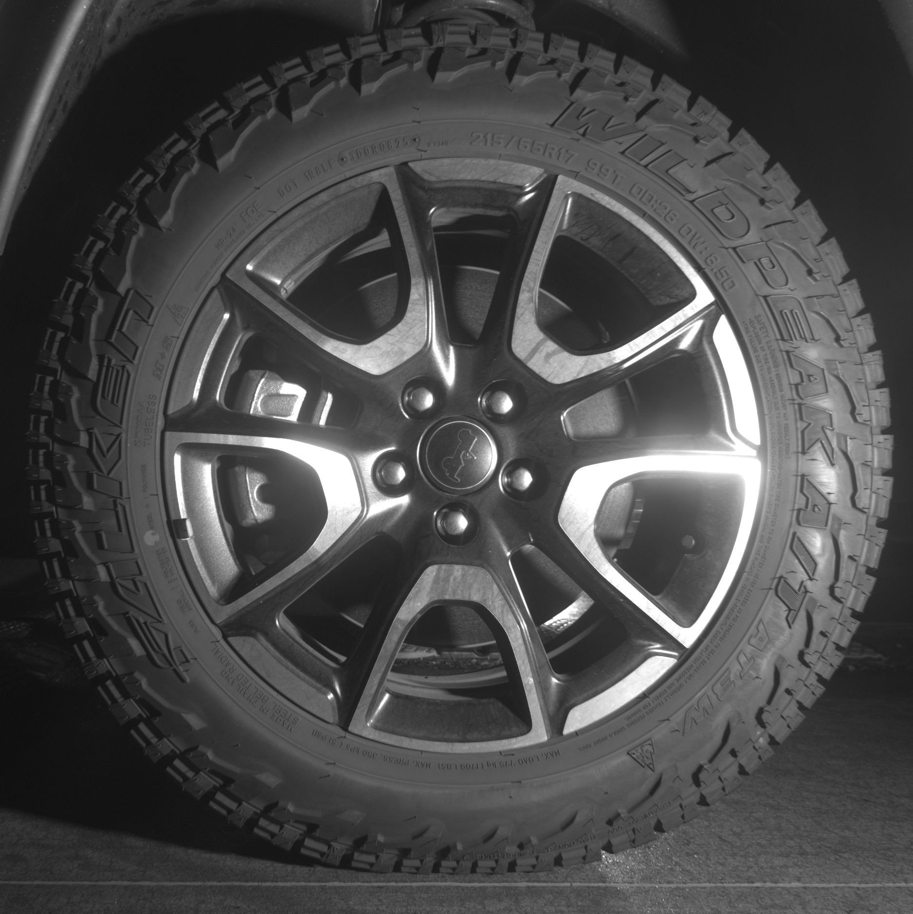 Used 2025 Jeep Compass Trailhawk image 12