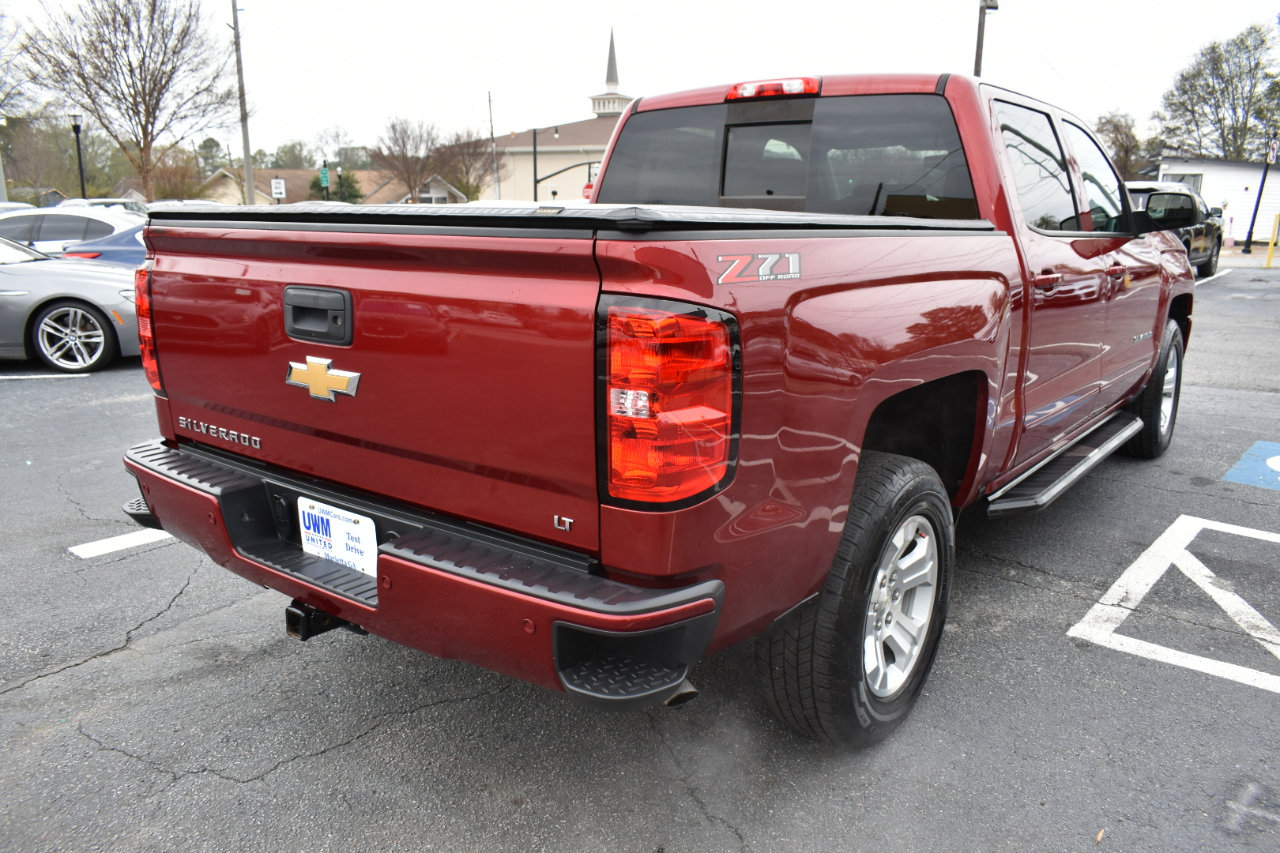 Used 2018 Chevrolet Silverado 1500 LT w/ All Star Edition image 6