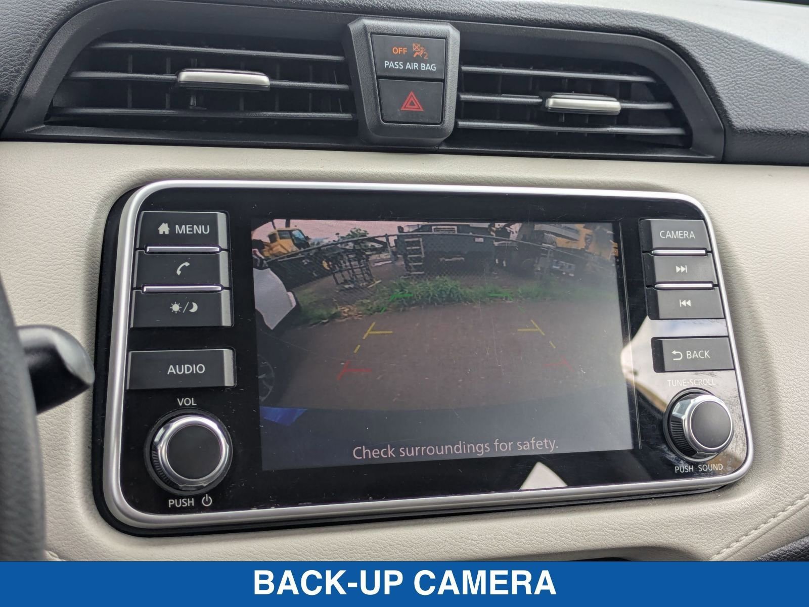 Used 2021 Nissan Versa SV FWD image 22