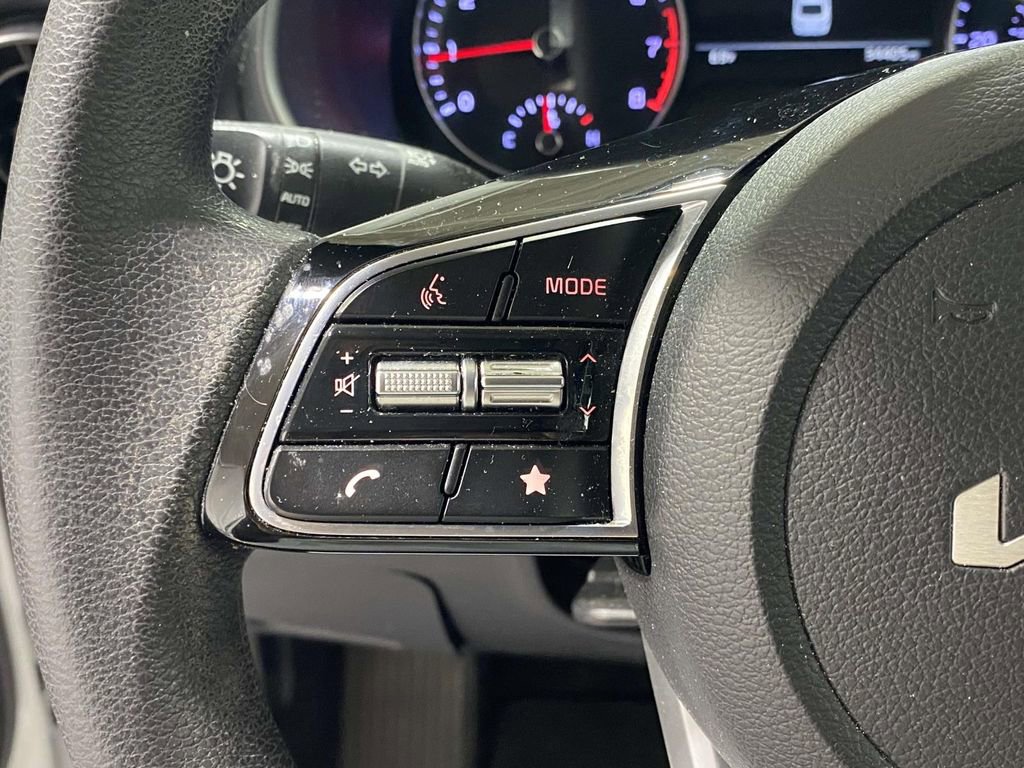 Used 2023 Kia Forte LXS image 20