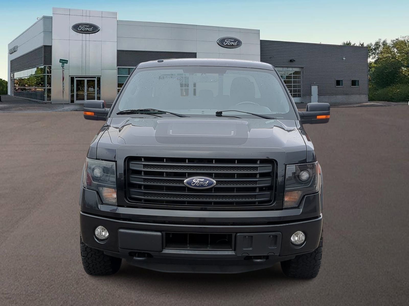 Used 2014 Ford F150 FX4 w/ Equipment Group 402A Luxury image 3