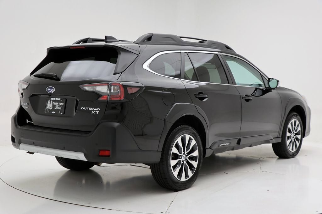 Used 2023 Subaru Outback Limited XT AWD/4WD image 8