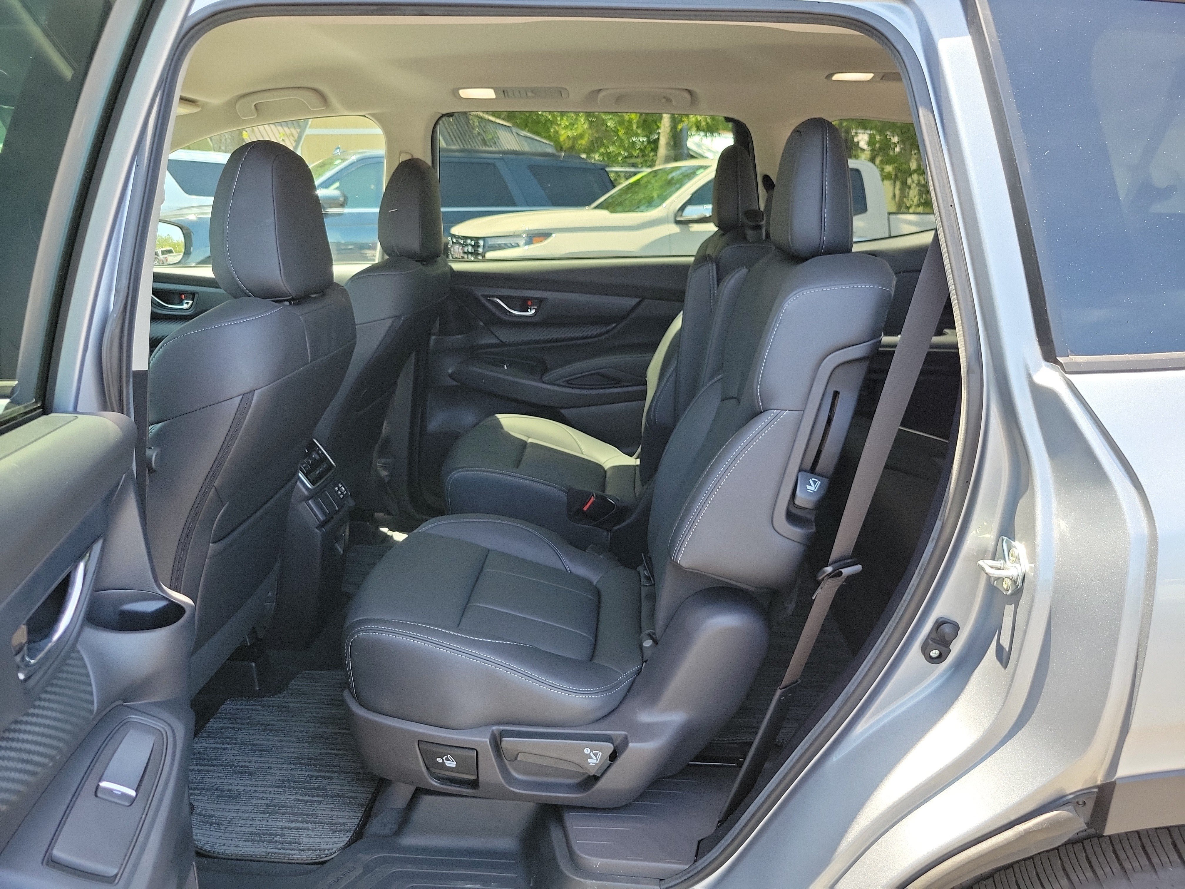 Used 2026 Subaru Ascent Premium AWD/4WD image 23