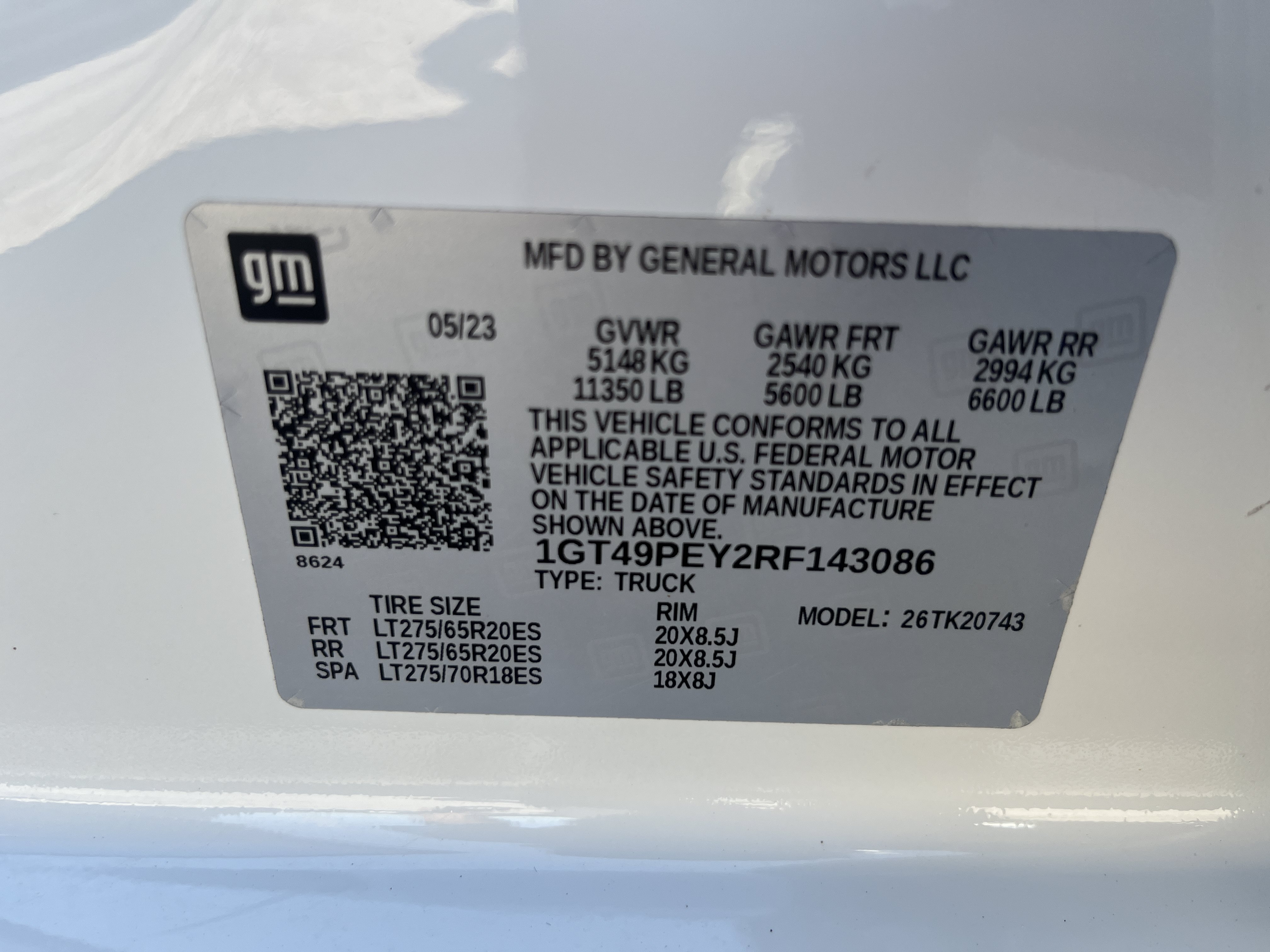 Used 2024 GMC Sierra 2500 AT4 w/ AT4 Premium Plus Package AWD/4WD image 11