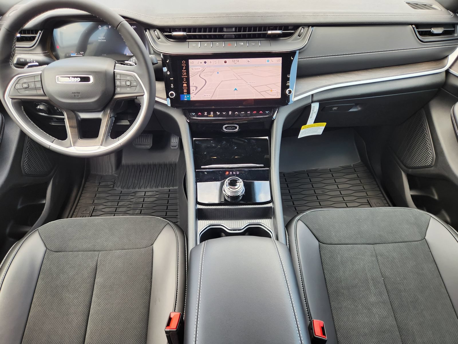 New 2026 Jeep Grand Cherokee Altitude RWD image 21