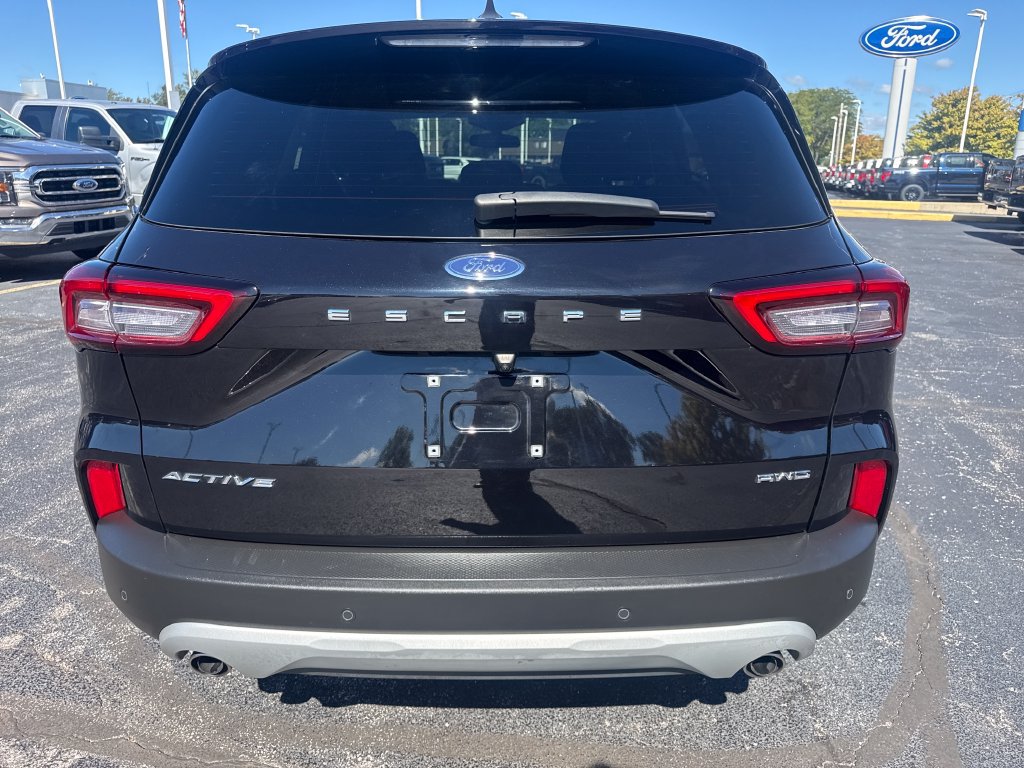 Used 2023 Ford Escape Active w/ Tech Pack #1 AWD/4WD image 8