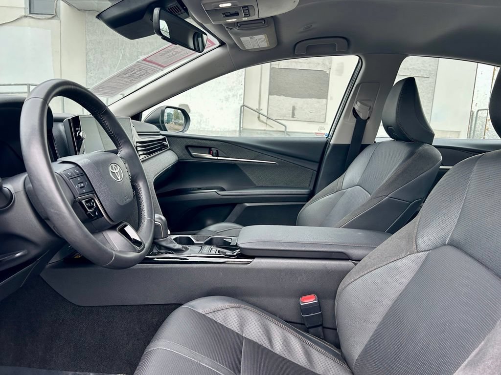 Certified 2025 Toyota Camry XLE FWD image 10