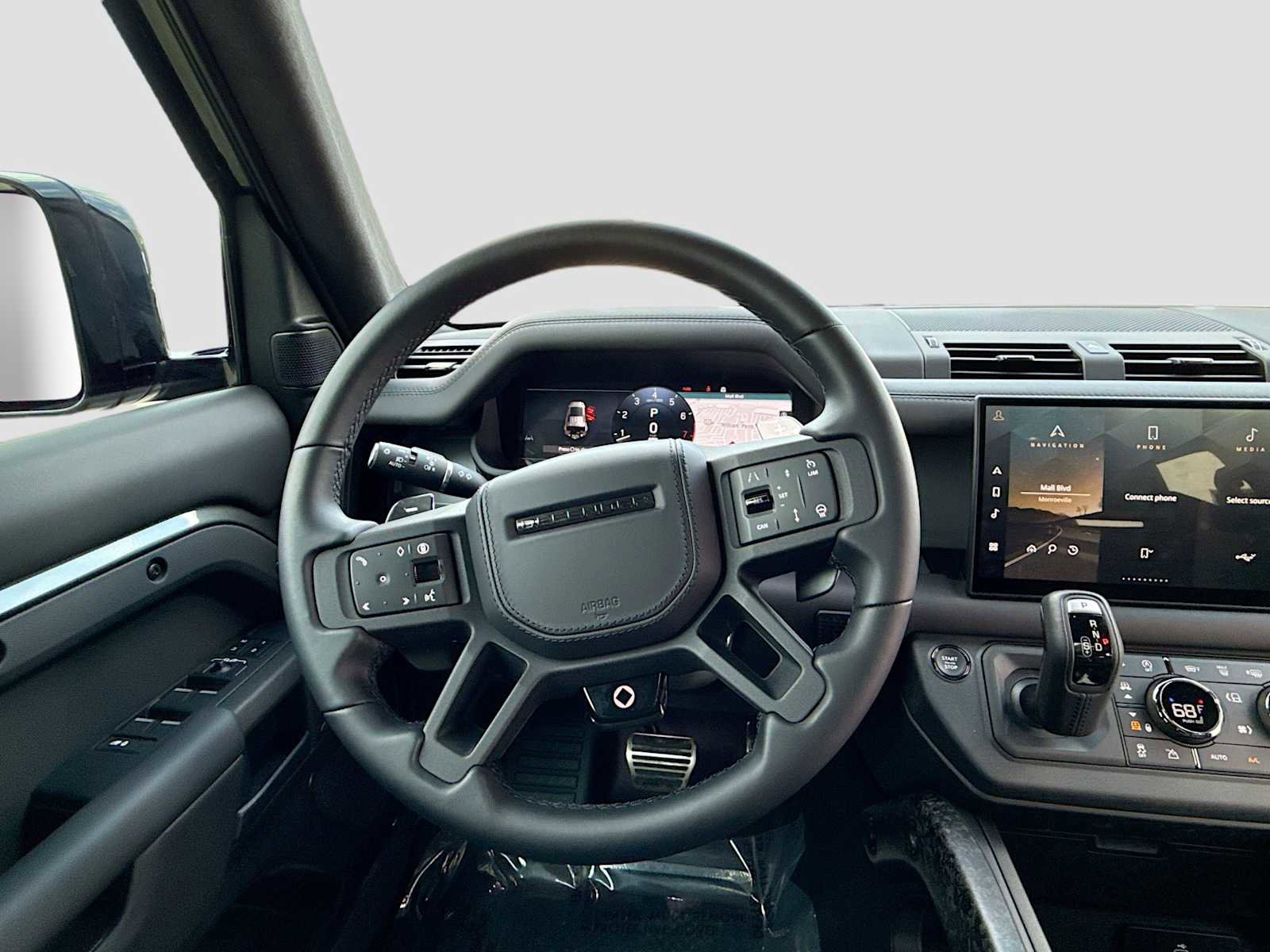 Used 2025 Land Rover Defender 110 AWD/4WD image 11