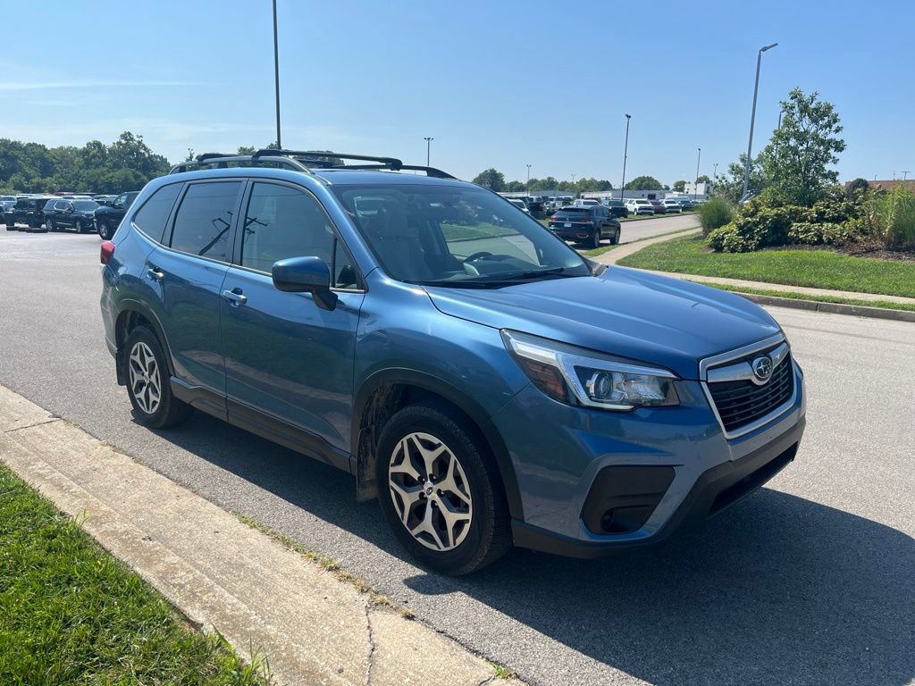 Used 2020 Subaru Forester Premium AWD/4WD image 2