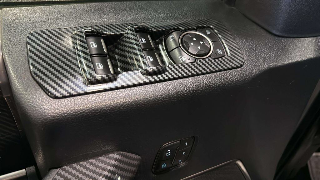 Used 2019 Ford F150 Raptor w/ Equipment Group 802A Luxury AWD/4WD image 19