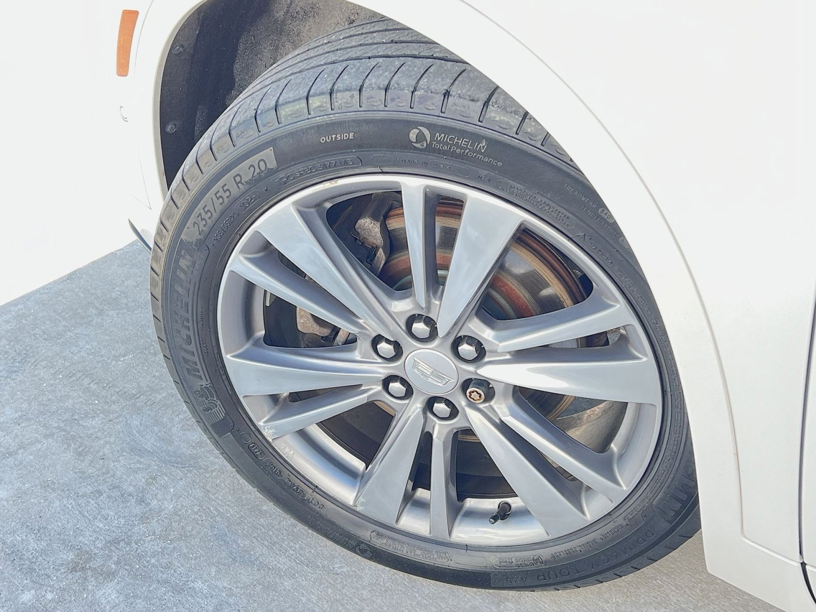 Used 2020 Cadillac XT6 Premium Luxury image 12