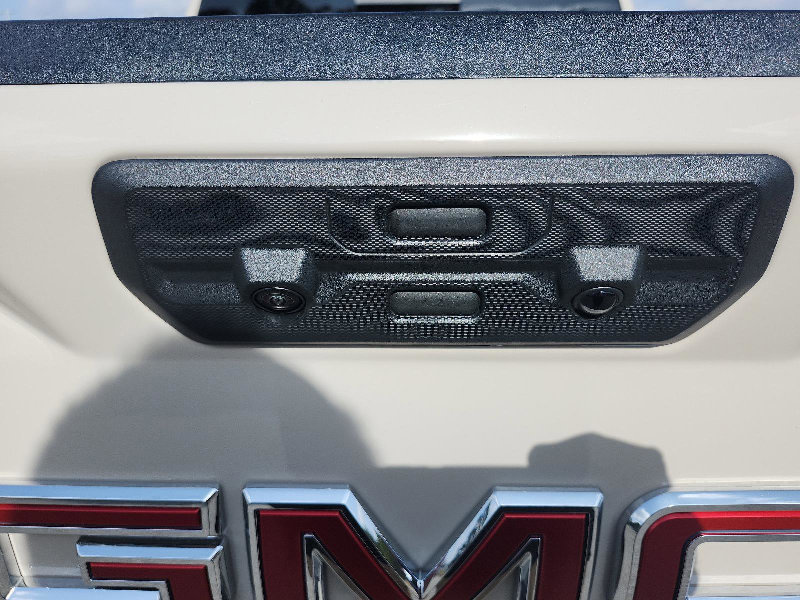 New 2026 GMC Sierra 1500 AT4 w/ AT4 Premium Package image 9